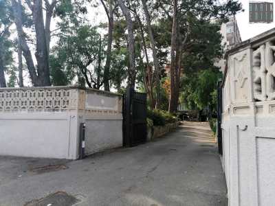 Ci troviamo nell�area che in passato ospitava Villa De Filippis
